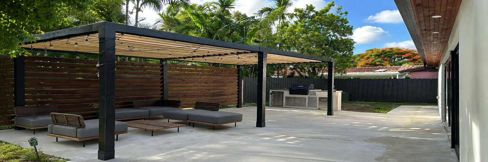 Pergola Roof vs. Gazebo Roof: What's the Difference?